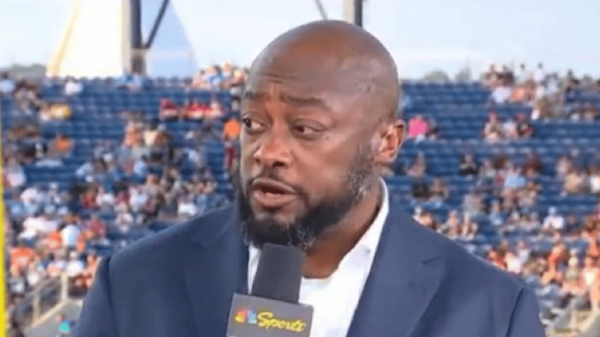 Mike Tomlin's Classy CJ2K Tribute Steals the Show in NBC Debut