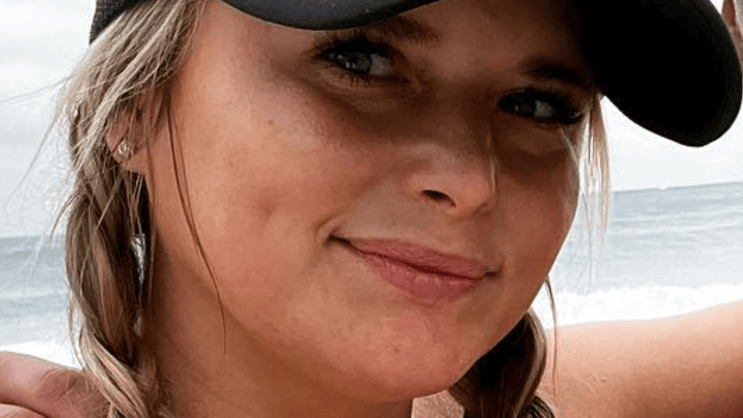 Miranda Lambert, 42, Sizzles in Blue Bikini, Fans Lose It