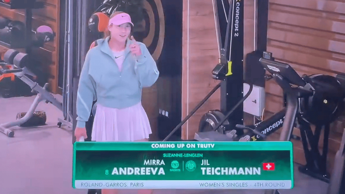 Mirra Andreeva's Playful Middle Finger Caught on Camera Before French Win