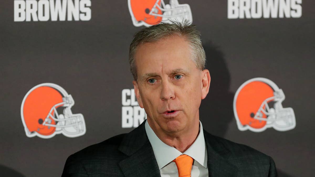 Monken's Day 1 Revelation: Sanders Gets Early Edge in Browns QB Showdown