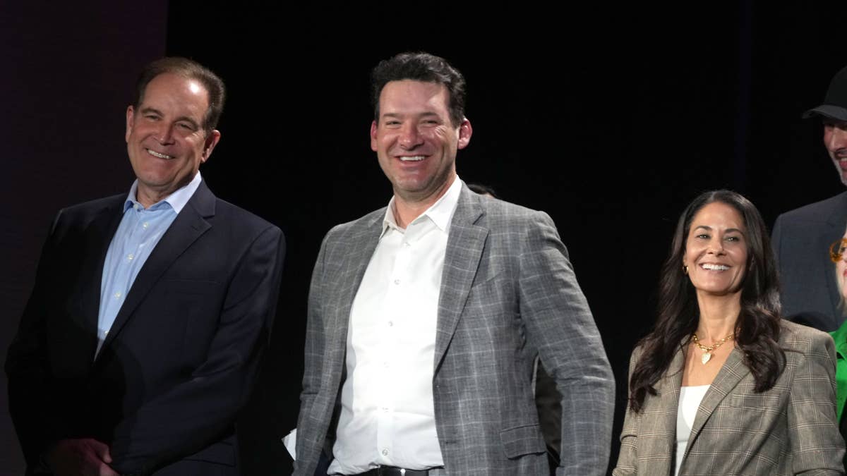 Nantz and Romo Score Invites to Swift-Kelce Wedding