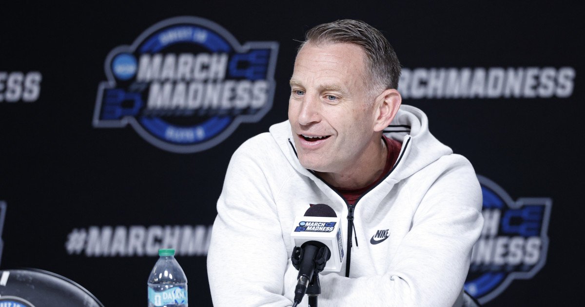 Nate Oats Announces Engagement to Alabama Staffer Alex Accetta