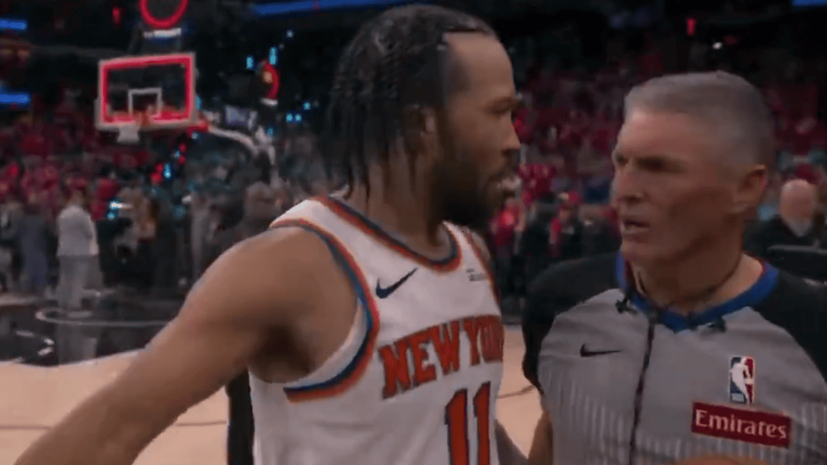 NBA Probes Spurs Fans for Taunts Aimed at Knicks' Brunson