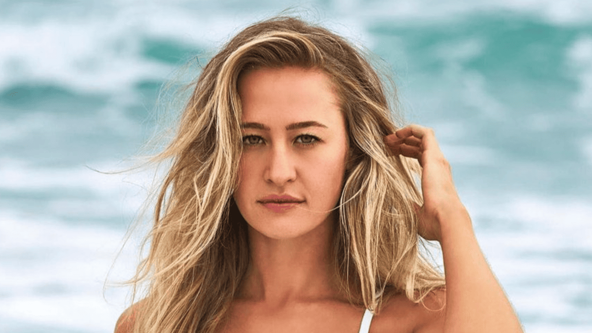 Nelly Korda's White Swimsuit Shot Scores 700K Views