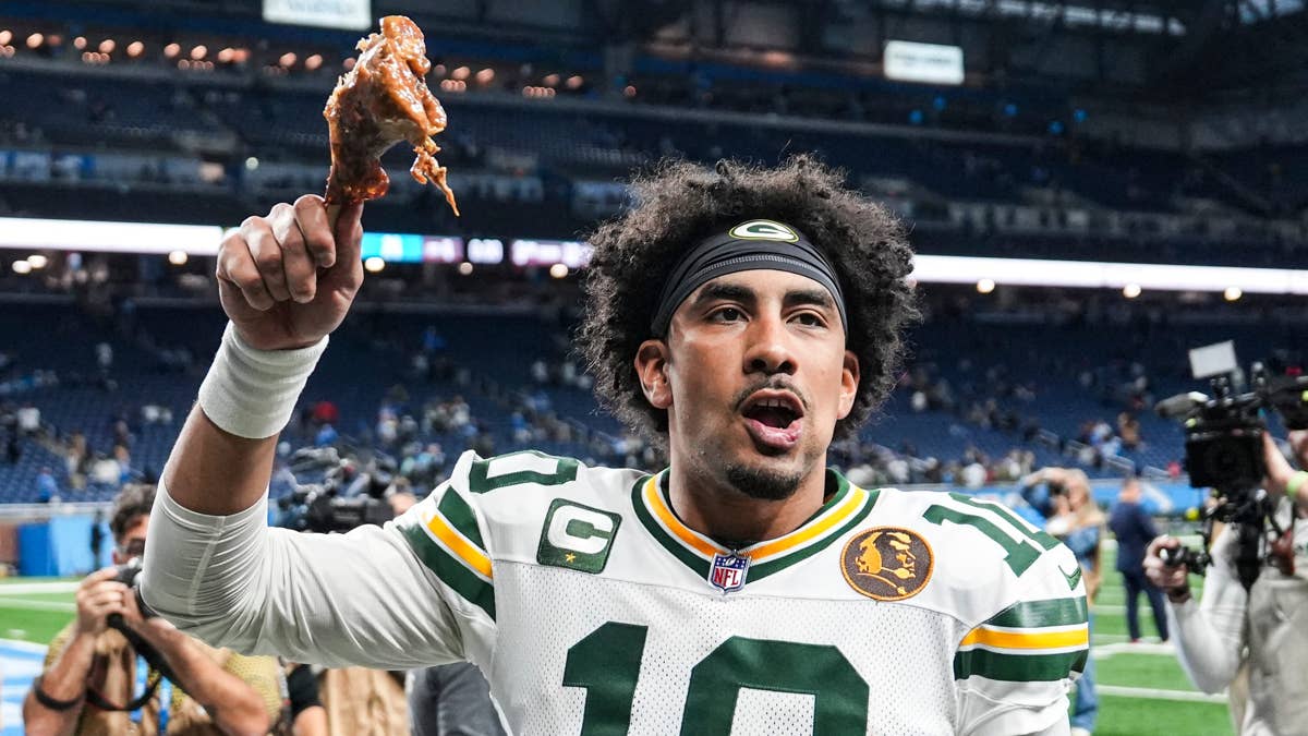 Netflix to Stream NFL's First Thanksgiving Eve Game: Packers vs. Rams
