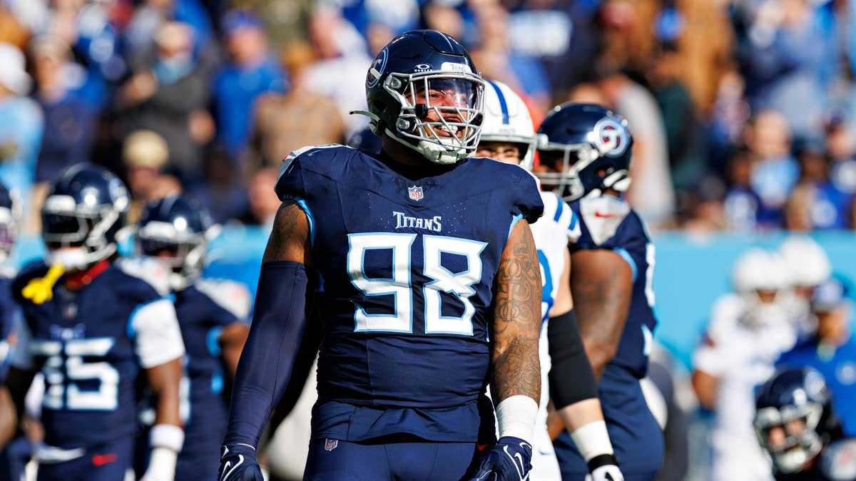 NFC GM: Bears' Simmons Trade Creates 'Super Bowl Roster'