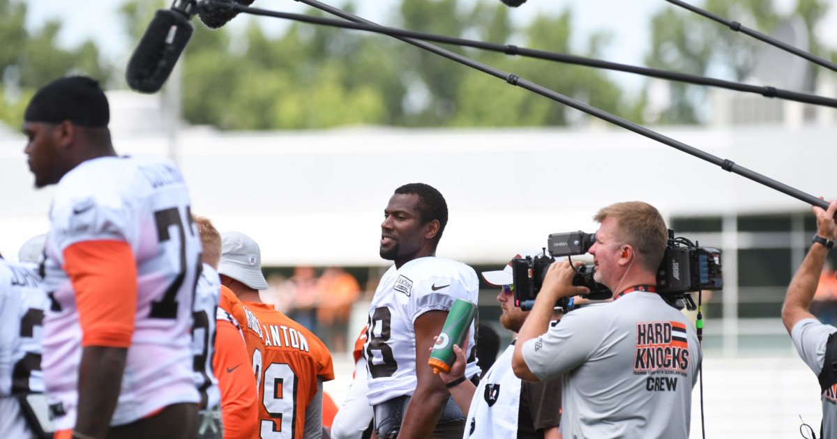 NFL Calls Teams' Bluff, Locks Seahawks, Patriots Into Future Hard Knocks Slots