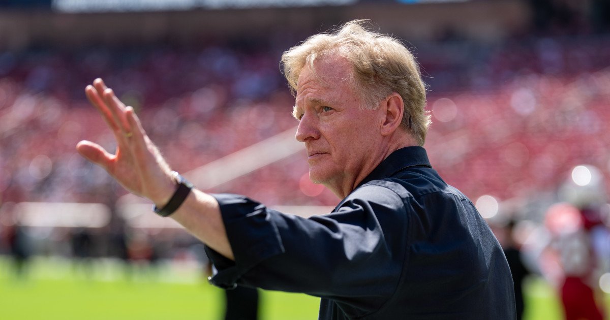 NFL Clamps Down: League Issues Stern Memo to Teams Amid Referee Standoff