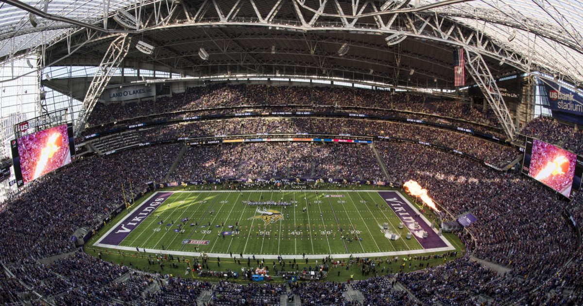 NFL Community Mourns Sudden Loss of Former Player Ronyell Whitaker at 46