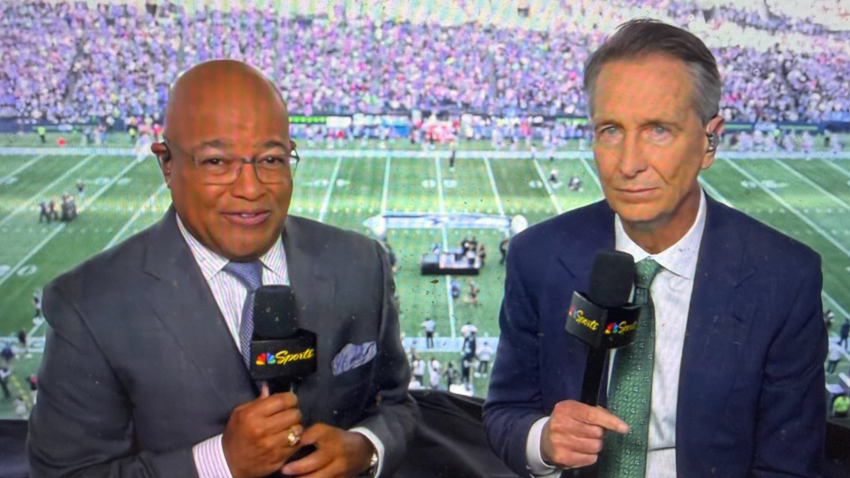 NFL Fans Blast Cris Collinsworth's Casual Take on Seahawks QB Injury