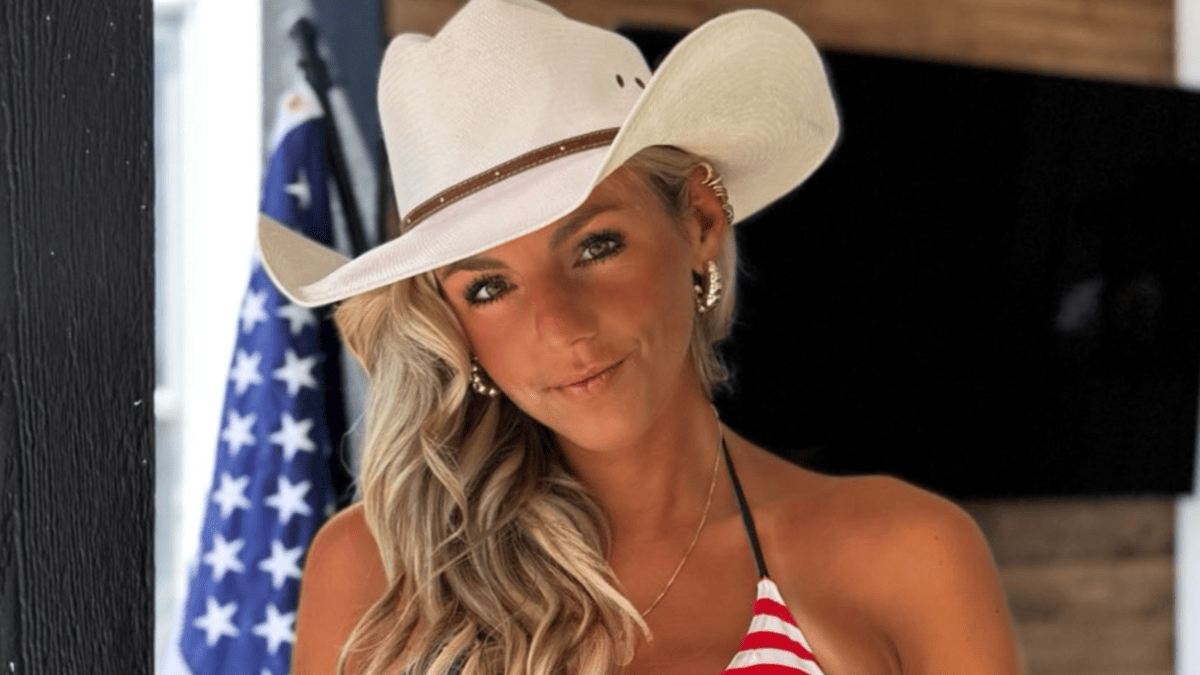 NFL Influencer Annie Agar Sparks July 4 Frenzy with Patriotic Swimsuit Snap