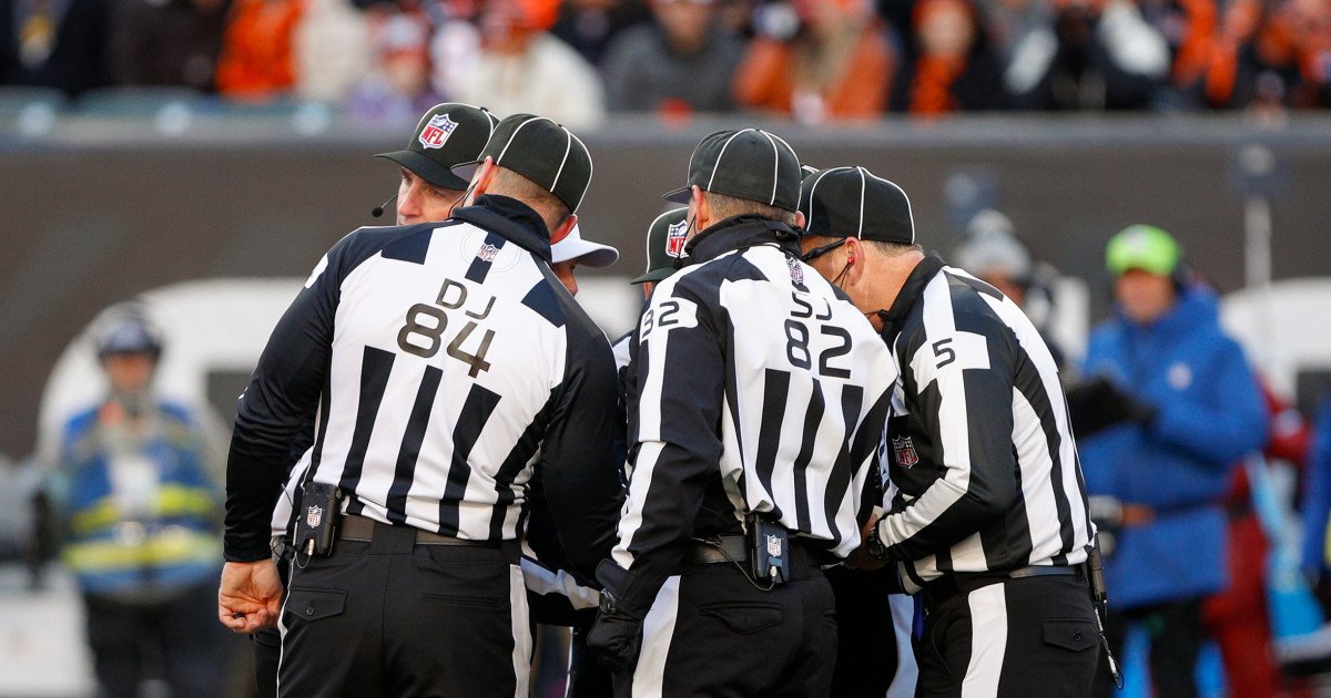 NFL Referee Negotiations Hit Turbulence as Free Agency Kicks Off