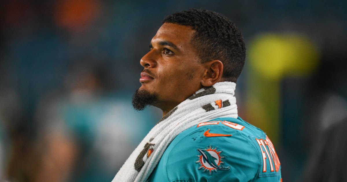 NFL Trade Frenzy: More Blockbuster Moves Expected Before Deadline