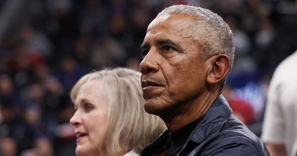 Obama's 2026 Bracket Picks Spark Heated Debate Among Hoops Fans