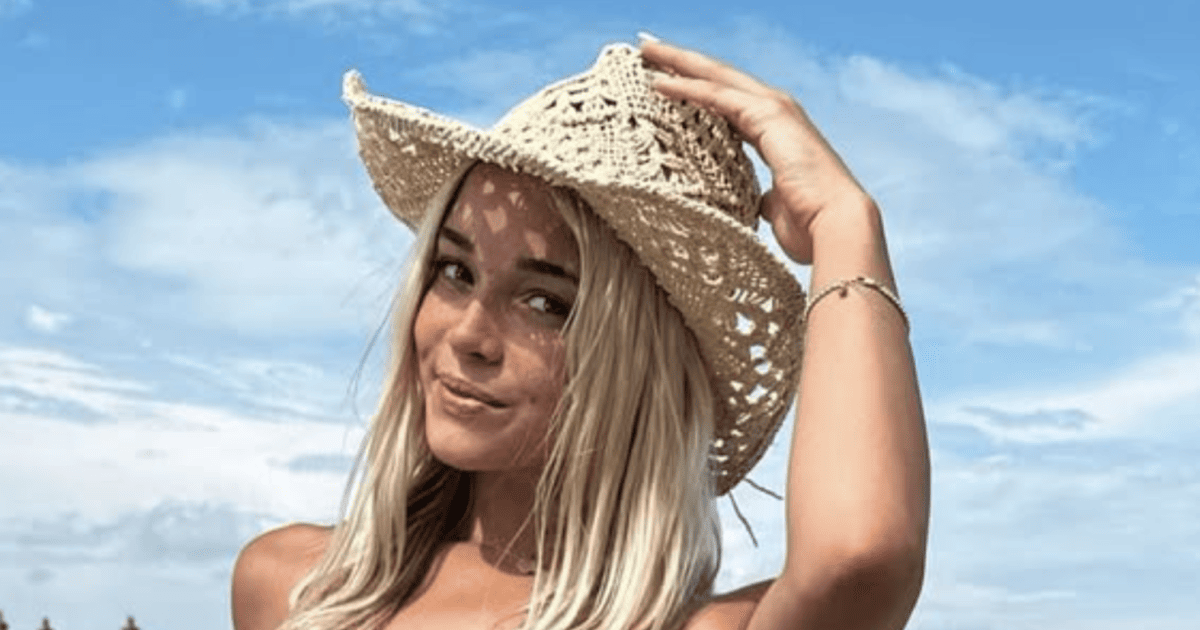 Olivia Dunne's Red, White, and Blue Swimsuit Photo Sparks Patriotic Firestorm