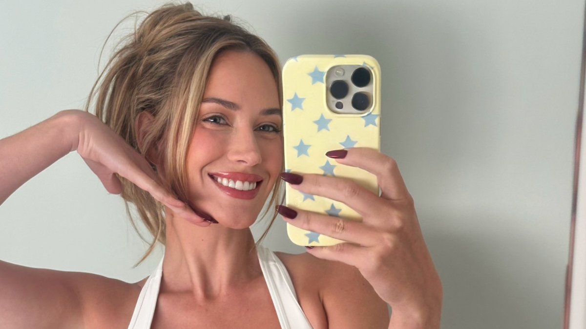 Paige Spiranac's Bold Gym Look Sparks Social Media Frenzy