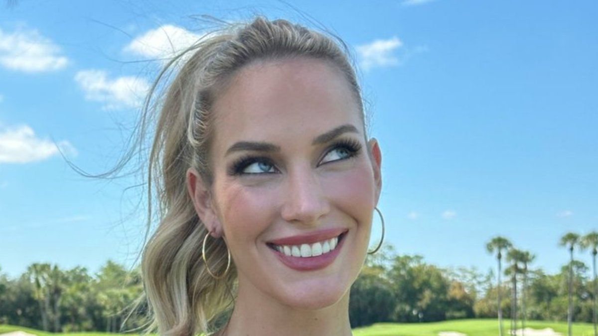 Paige Spiranac Turns Heads with Bold Golf Course Photo
