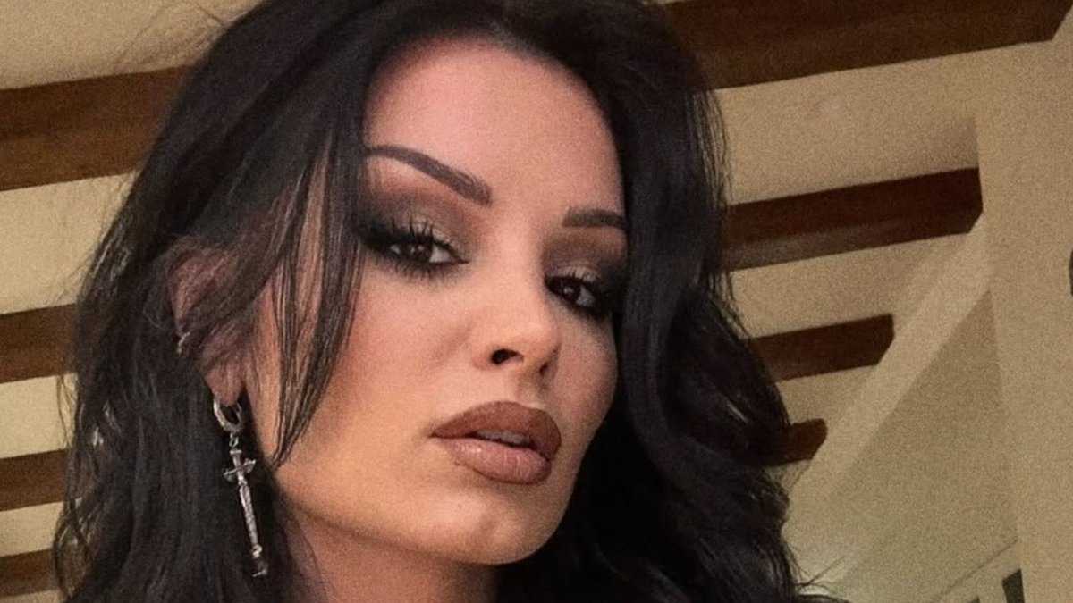 Paige Stuns in Swimsuit Photo, Sending WWE Fans Into a Frenzy at 34