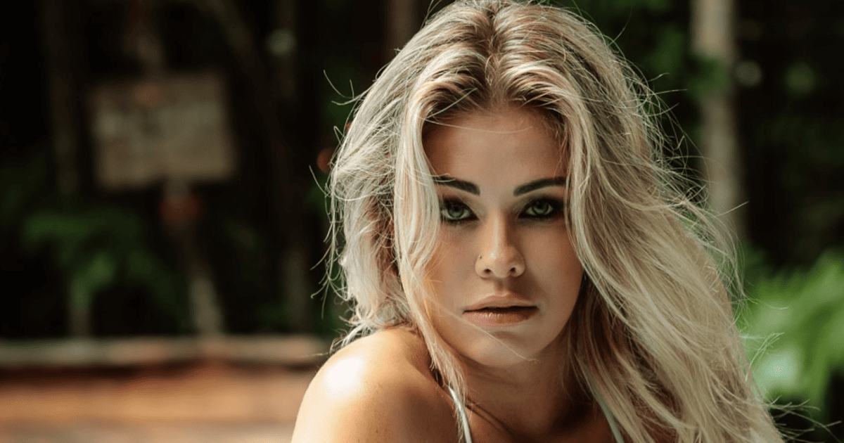Paige VanZant's Viral Swimsuit Snap Ignites Buzz Beyond the Octagon
