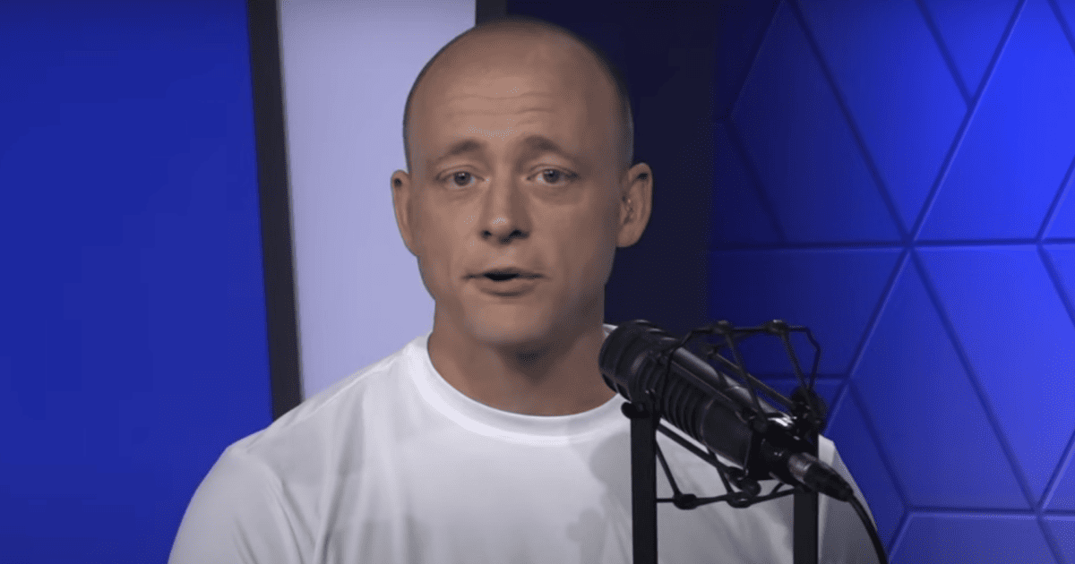 Pate's Trump Interview Falls Short: 10-Minute Chat Leaves Host Wanting More