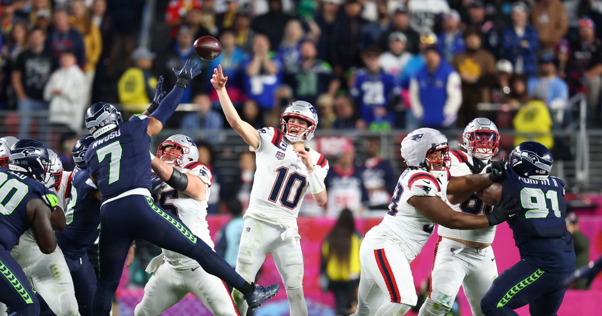 Patriots Eye Blockbuster Trade for Bears' DJ Moore to Revamp Offense