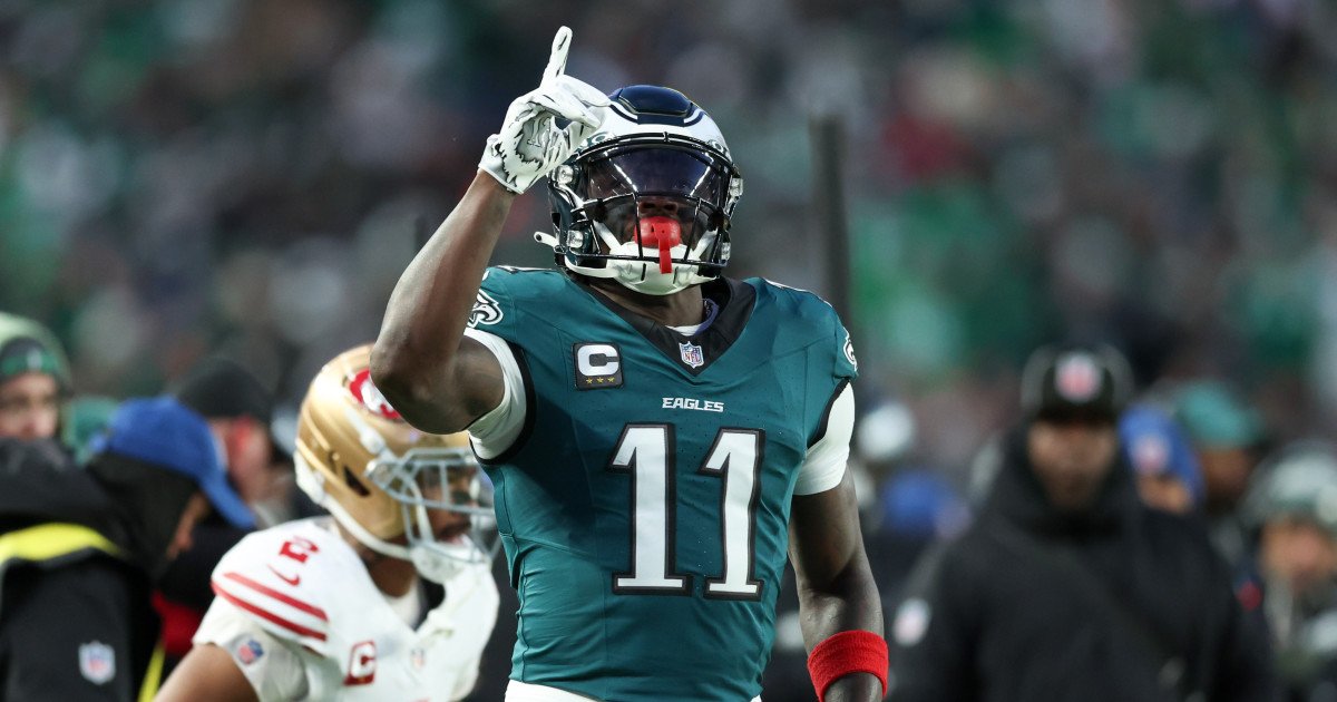 Patriots Launch Bold Bid to Snag Eagles Star A.J. Brown