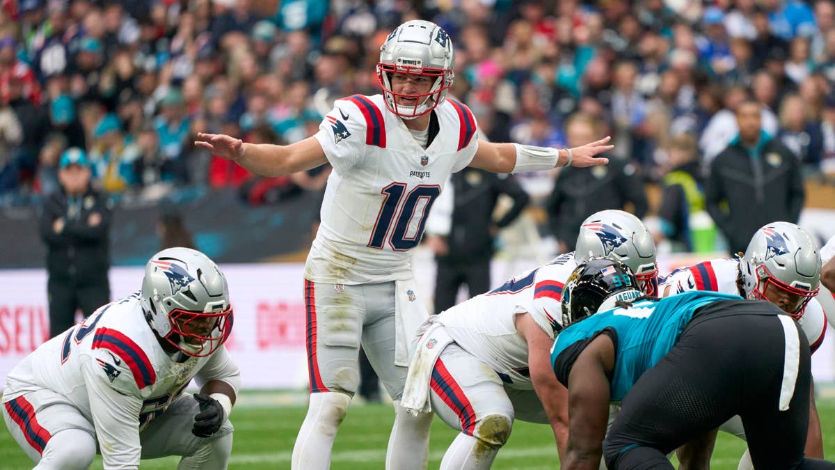 Patriots Owner Robert Kraft Pushing NFL to Bring Gridiron to Scotland