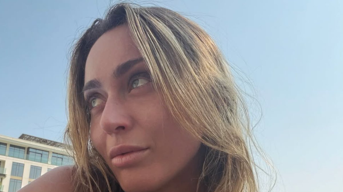 Paula Badosa's Swimsuit Snap Sparks Fan Frenzy Online