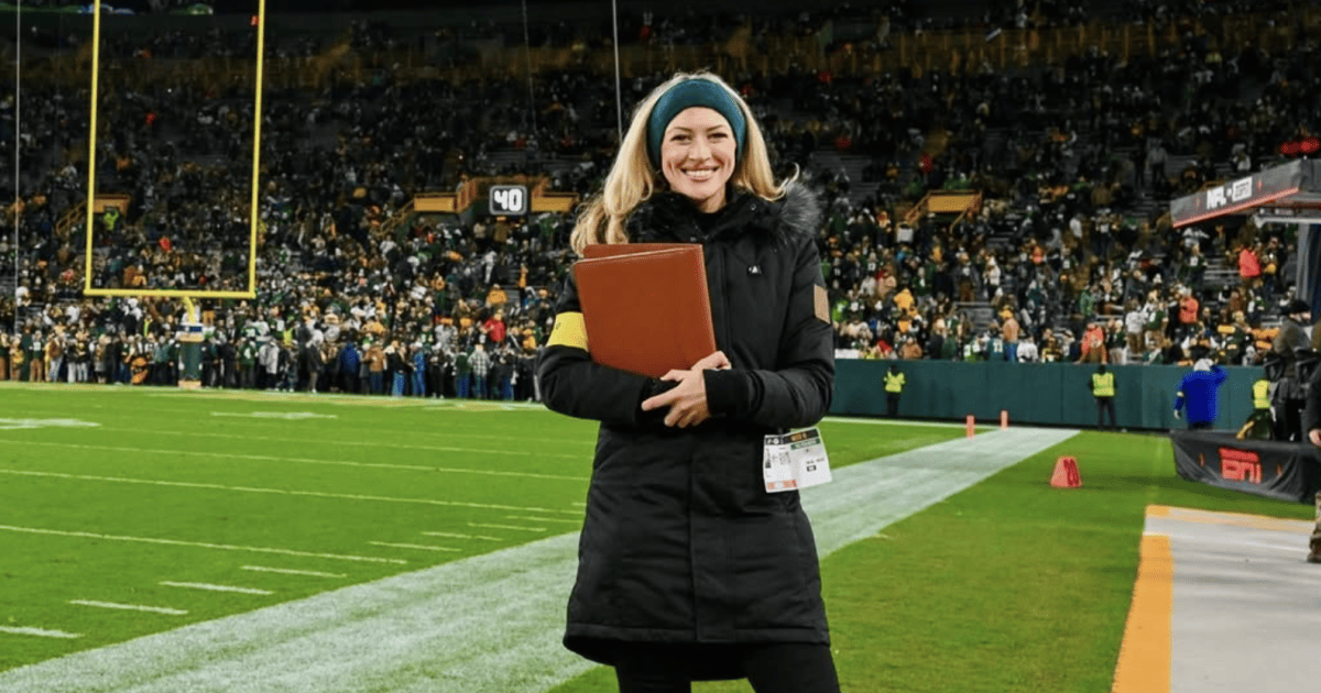 Philadelphia Fans Rally Behind Beloved Sideline Reporter After Surprising Exit