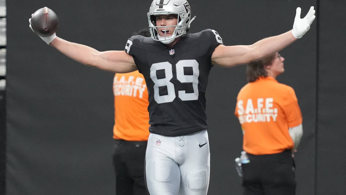 Raiders' Brock Bowers Sidelined for Start of Season After Knee Procedure
