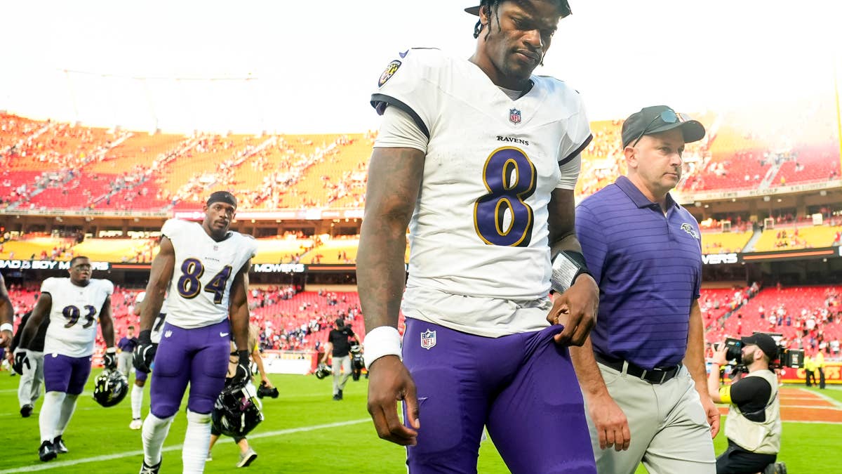 Ravens Fans Get Promising Update on Lamar Jackson's Week 6 Return