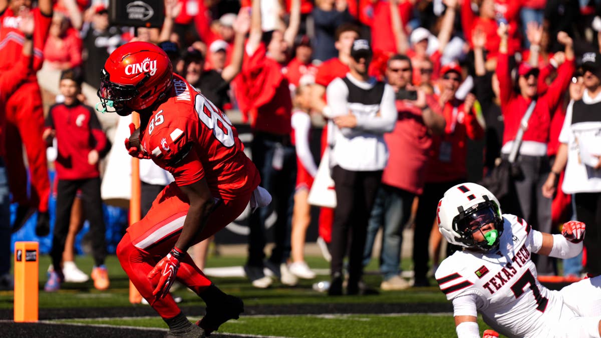Red Raiders on the Brink: Texas Tech Faces Blowout Threat Against Cincinnati