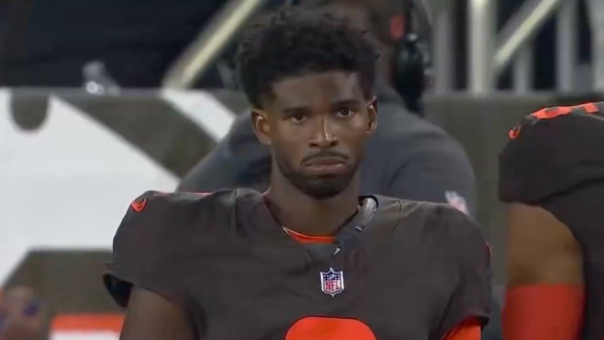 Sanders' Sideline Snub Sparks Debate as Browns Keep Winning