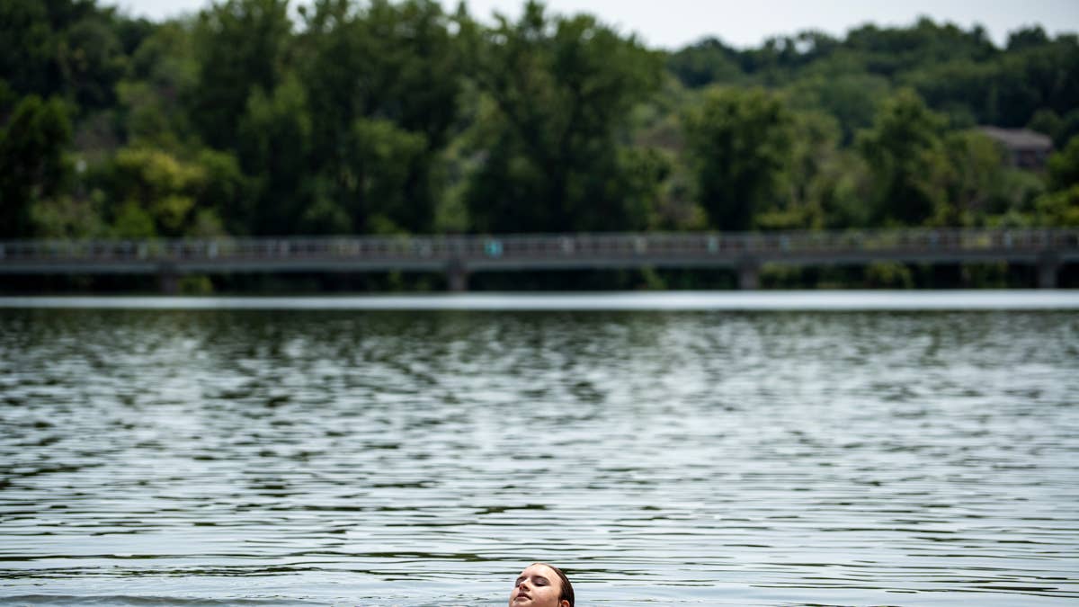 Scorching Heat Alert: Arizona and Texas Warn Residents to Check on Relatives