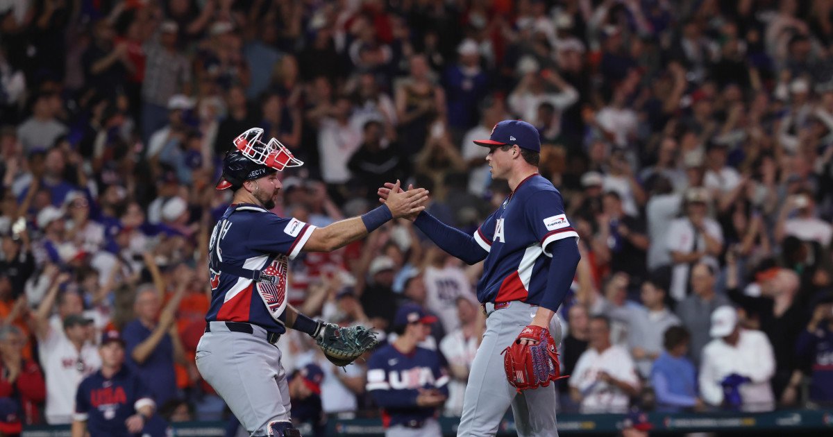 SEAL Team Six Veteran's Pre-Game Speech Sparks Debate After USA's WBC Win Over Canada