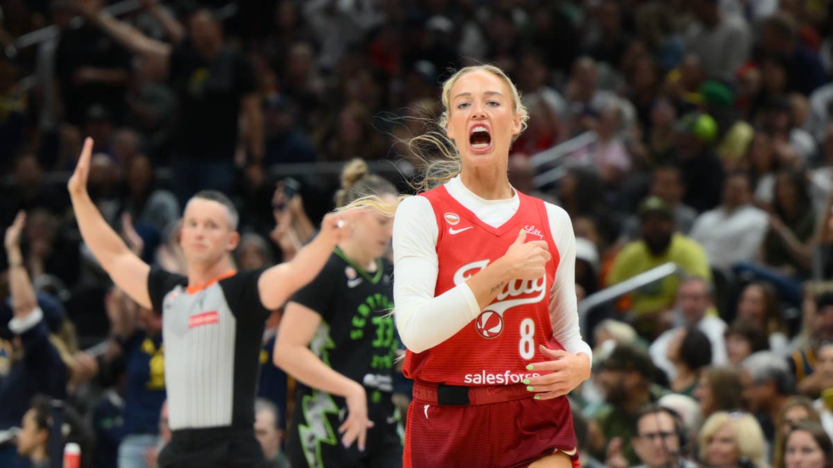 Seattle Crowd Sends Loud Message to Fever's Sophie Cunningham