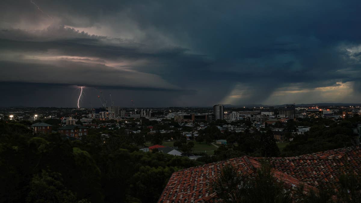 Severe Thunderstorm Warning: 3 States Bracing for Hail and 60 MPH Winds Tonight