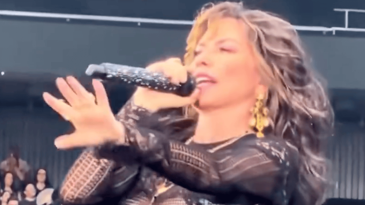 Shania Twain's See-Through Stage Look Sparks Age Debate at 60