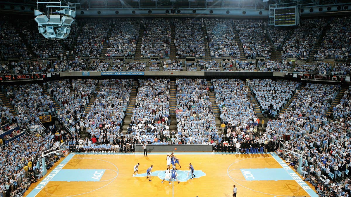 Shocker in Chapel Hill: UNC Lands NBA Champion Mike Malone in Stunning Crossover Move