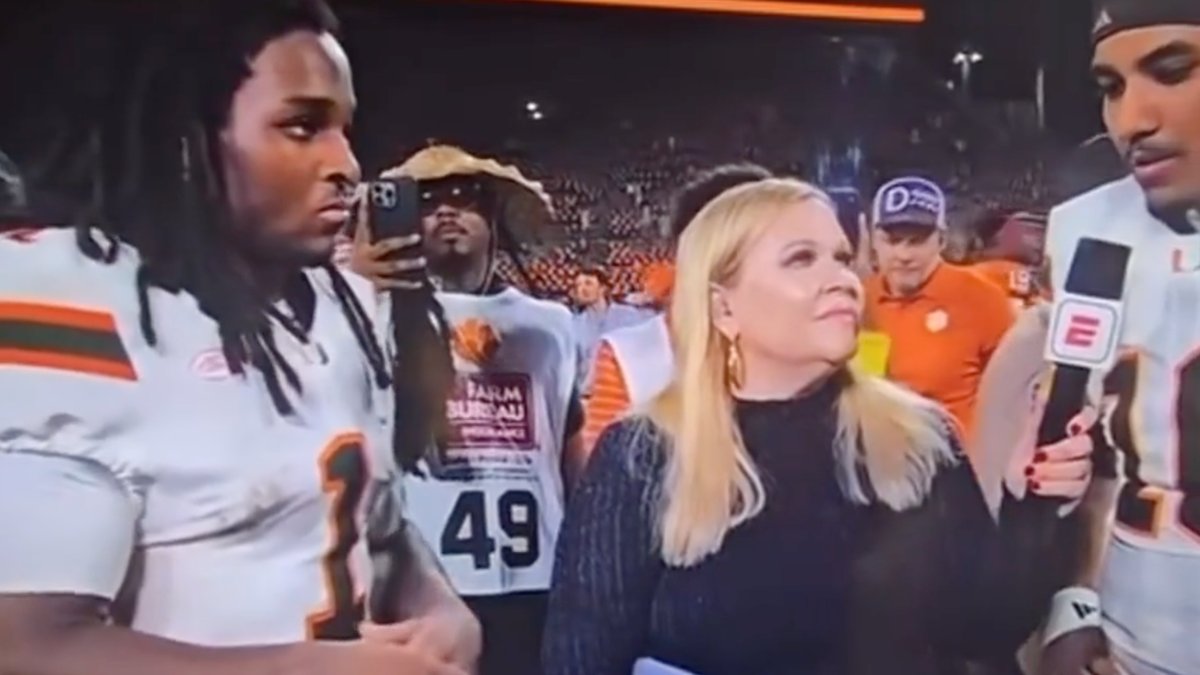 Sideline Reporters Rally Behind Holly Rowe After Clemson Postgame Moment