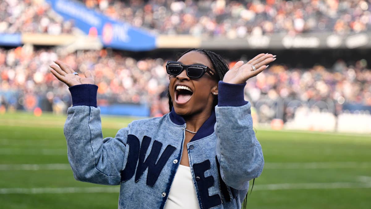 Simone Biles Claims Avril Lavigne Swiped Her Sunglasses at Taylor Swift's Wedding