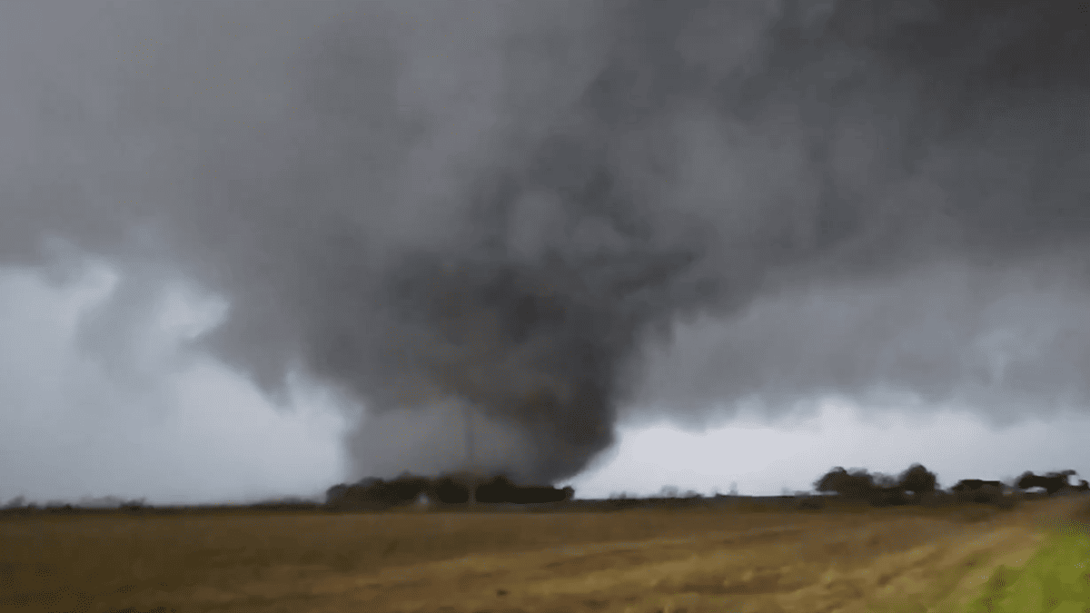 Six States Under Tornado Watch as Severe Weather Threatens Monday