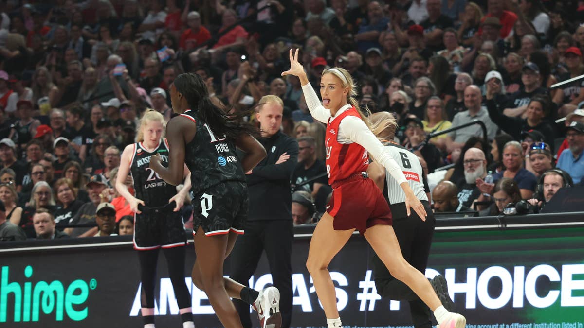 Sophie Cunningham Unfazed by Boos: 'I'm Here to Be Me'