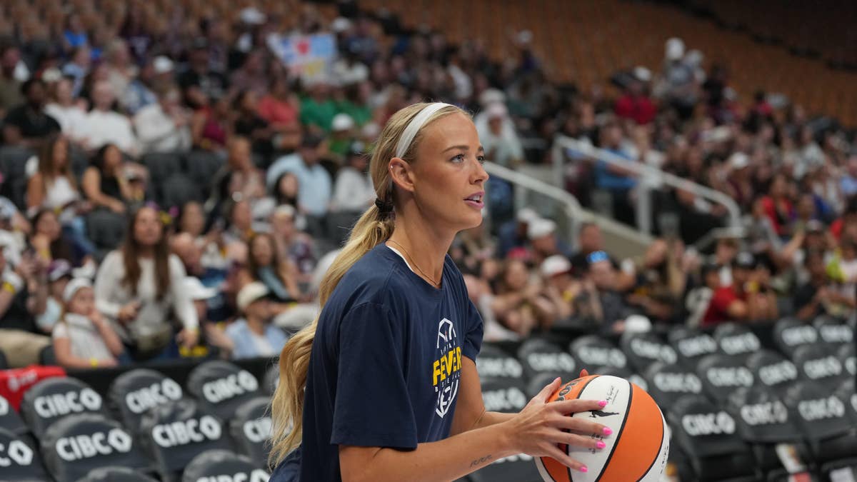 Sophie Cunningham Wins Over Toronto Crowd With Grace After Boos