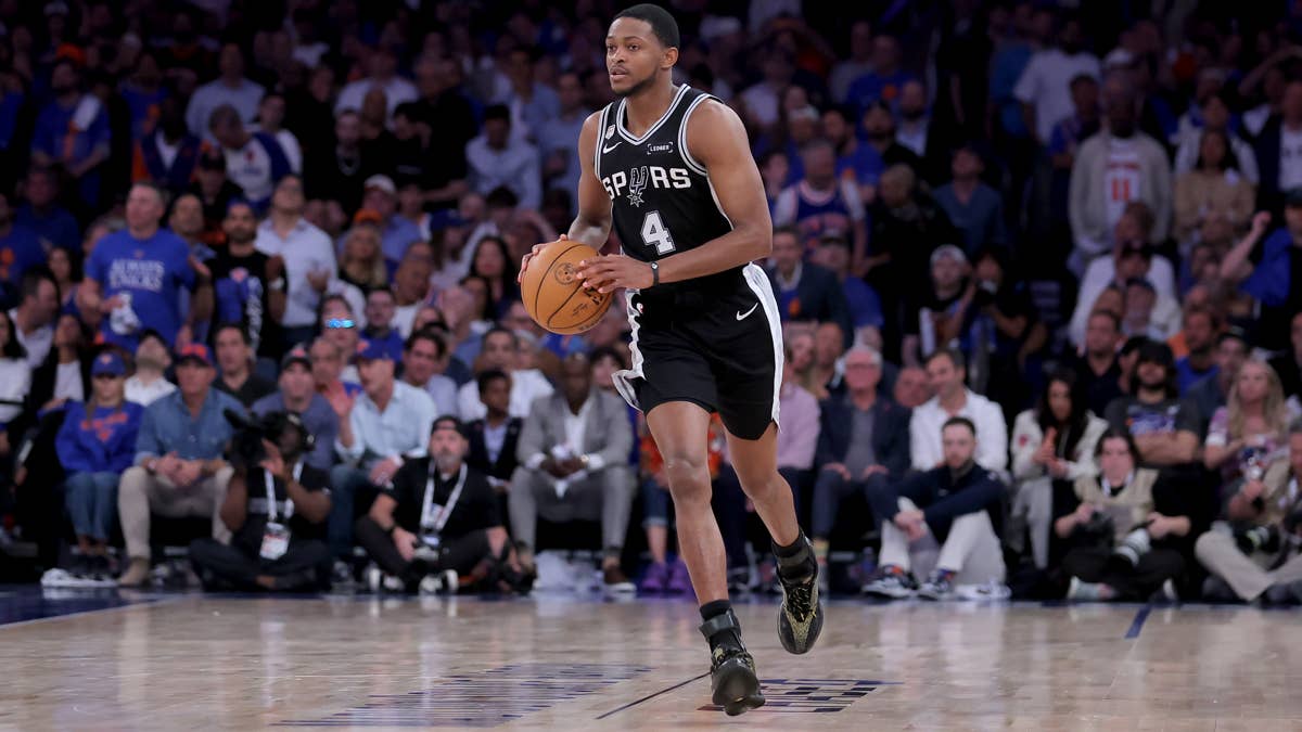 Spurs Fans Launch Fundraiser to Buy Out De'Aaron Fox After Game 4 Disaster