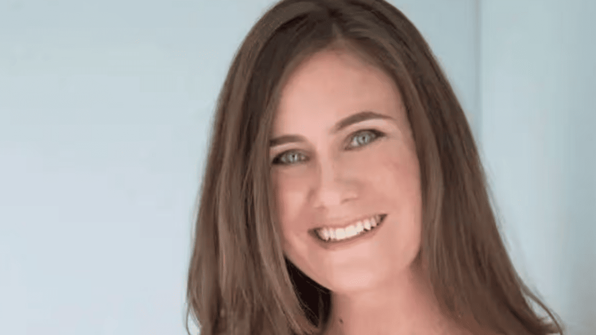 Stabbing Deaths of Florida Realtor and Daughters Ruled Murder-Suicide