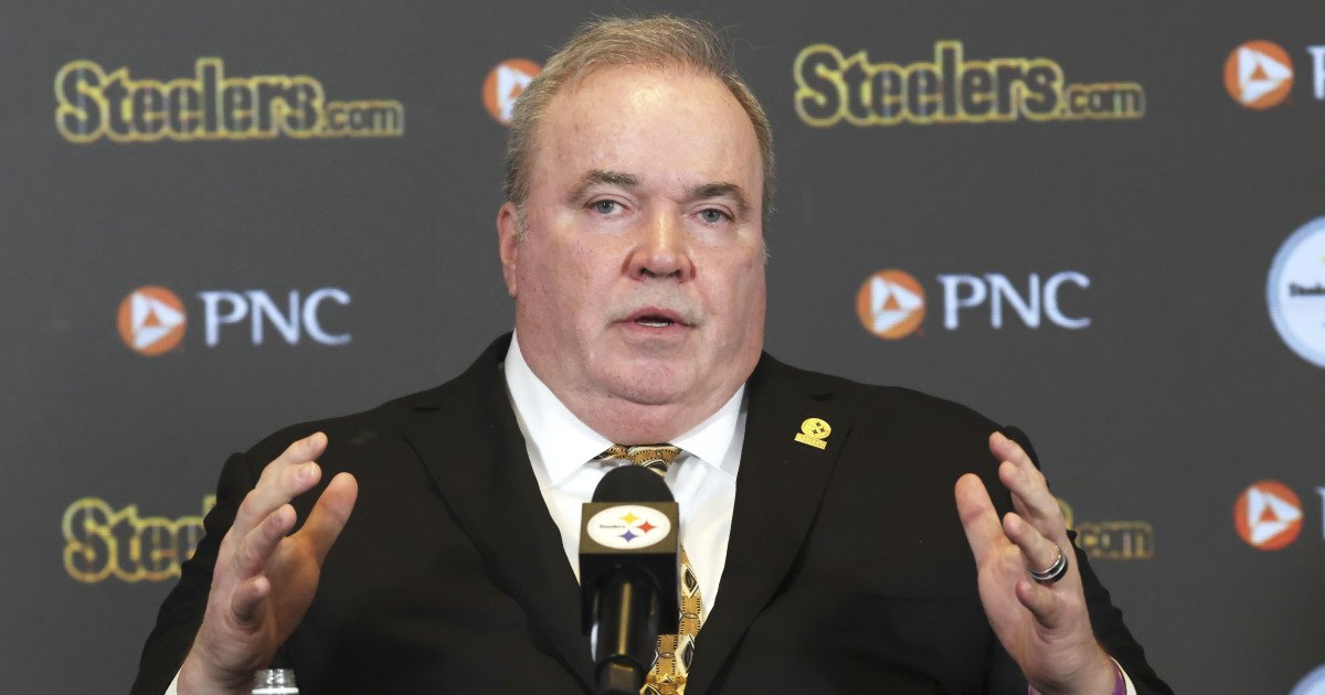 Steelers Eye Free Agency for QB Insurance as Rodgers Decision Looms