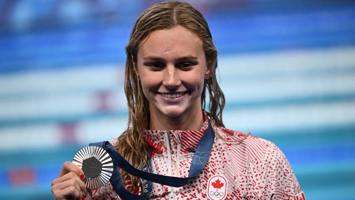 Summer McIntosh's Sizzling Swimsuit Snap Steals Spotlight Post-Paris Glory