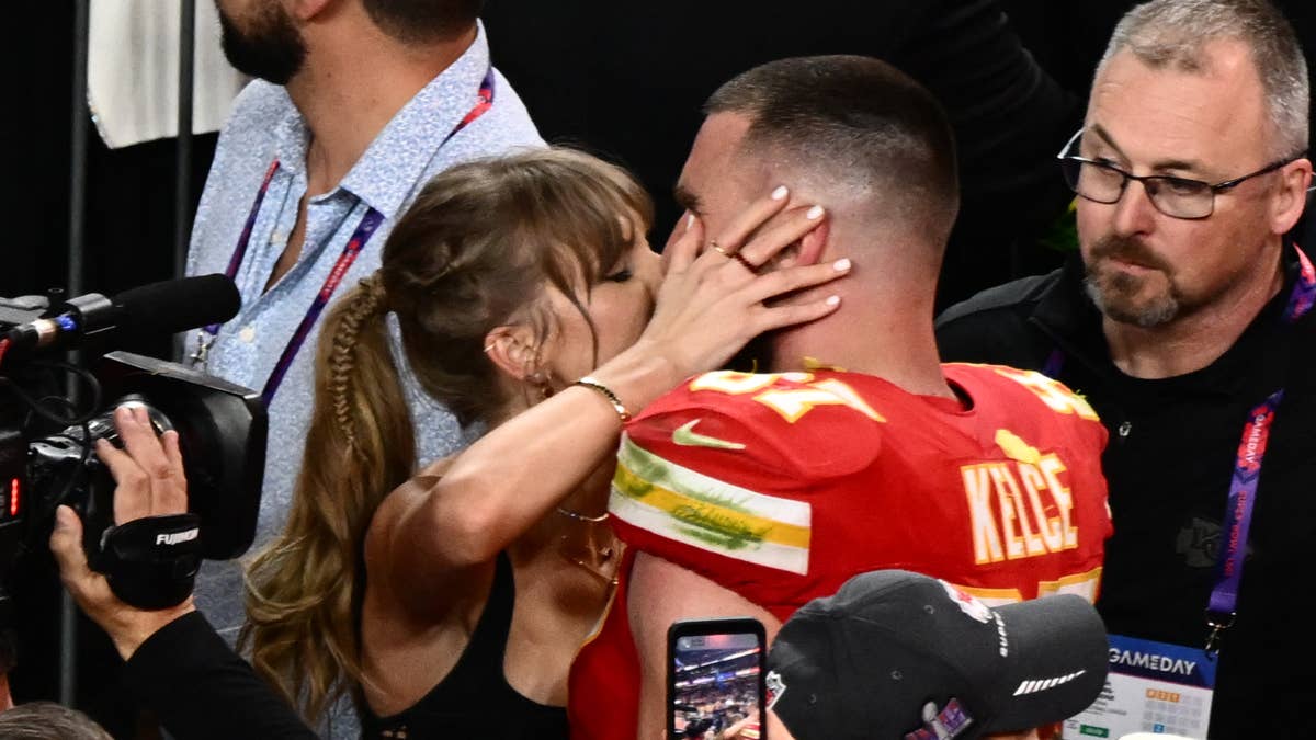 Swifties Spot Double Standard in Kelce, Herbert PDA Treatment