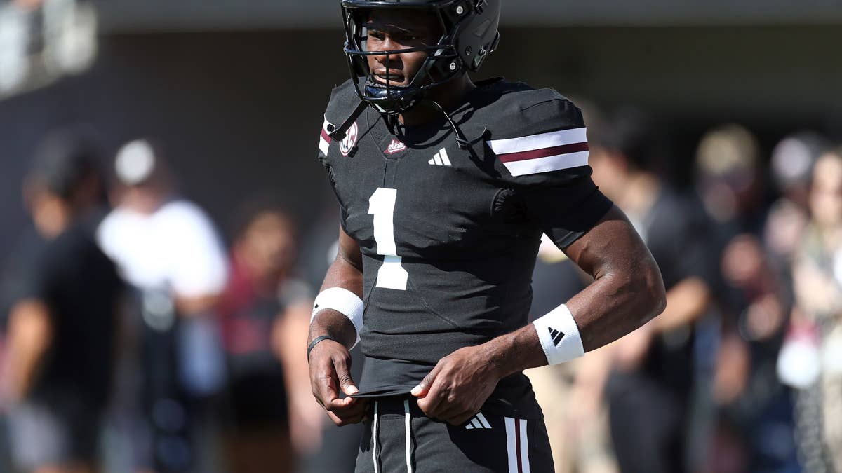 Taylor Vows to Stay at Mississippi State After Season-Ending Foot Injury